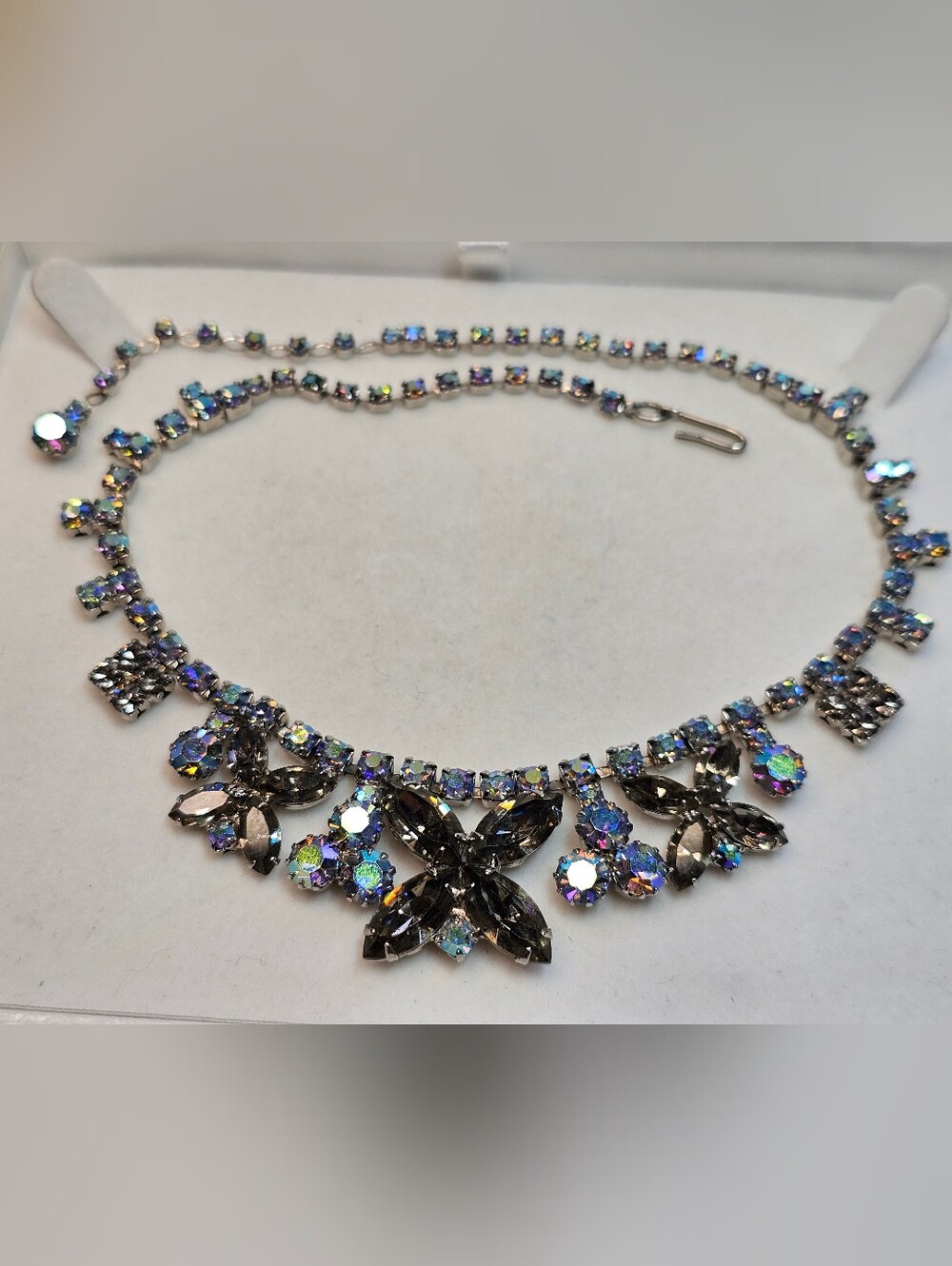 Vintage Aurora Crystal Statement Necklace - Iridescent Blue-Purple